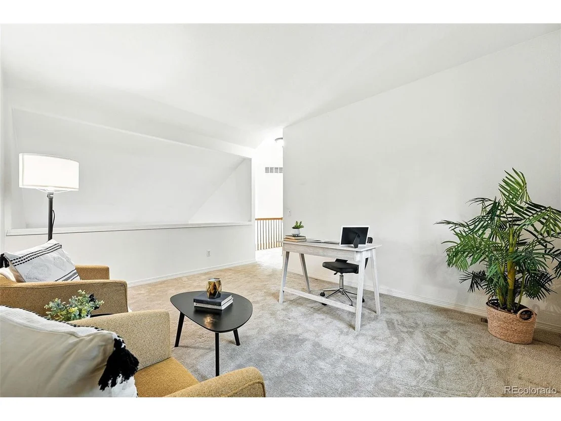Photo of 146 Estack Pl