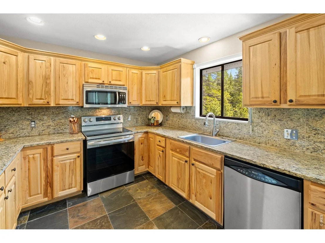 Photo of 218 Brook Dr