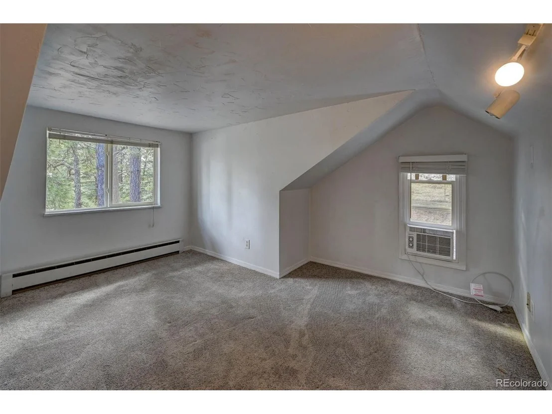 Photo of 10689 Charles Ln