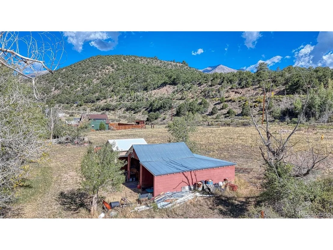 Photo of 17105 County Road 220