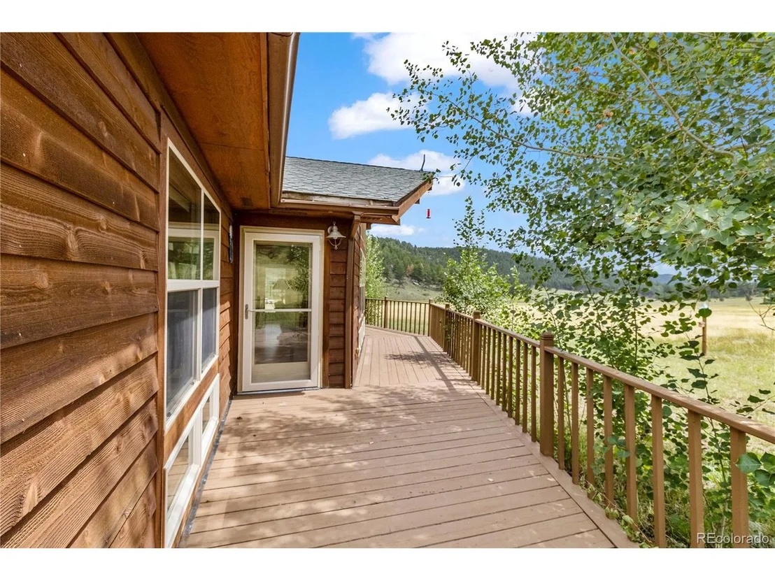 Photo of 38391 County Road 77