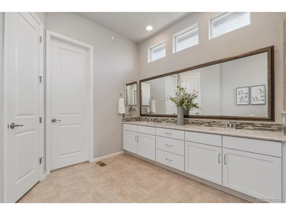 Photo of 5117 W 108th Cir