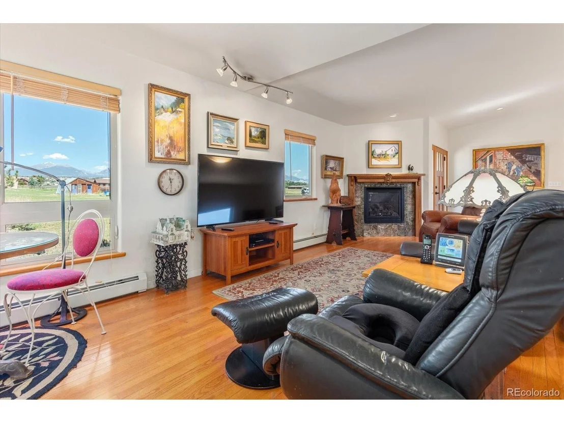 Photo of 7610 Meadowlark Ln