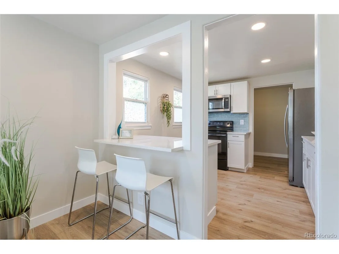 Photo of 6845 W 55th Pl