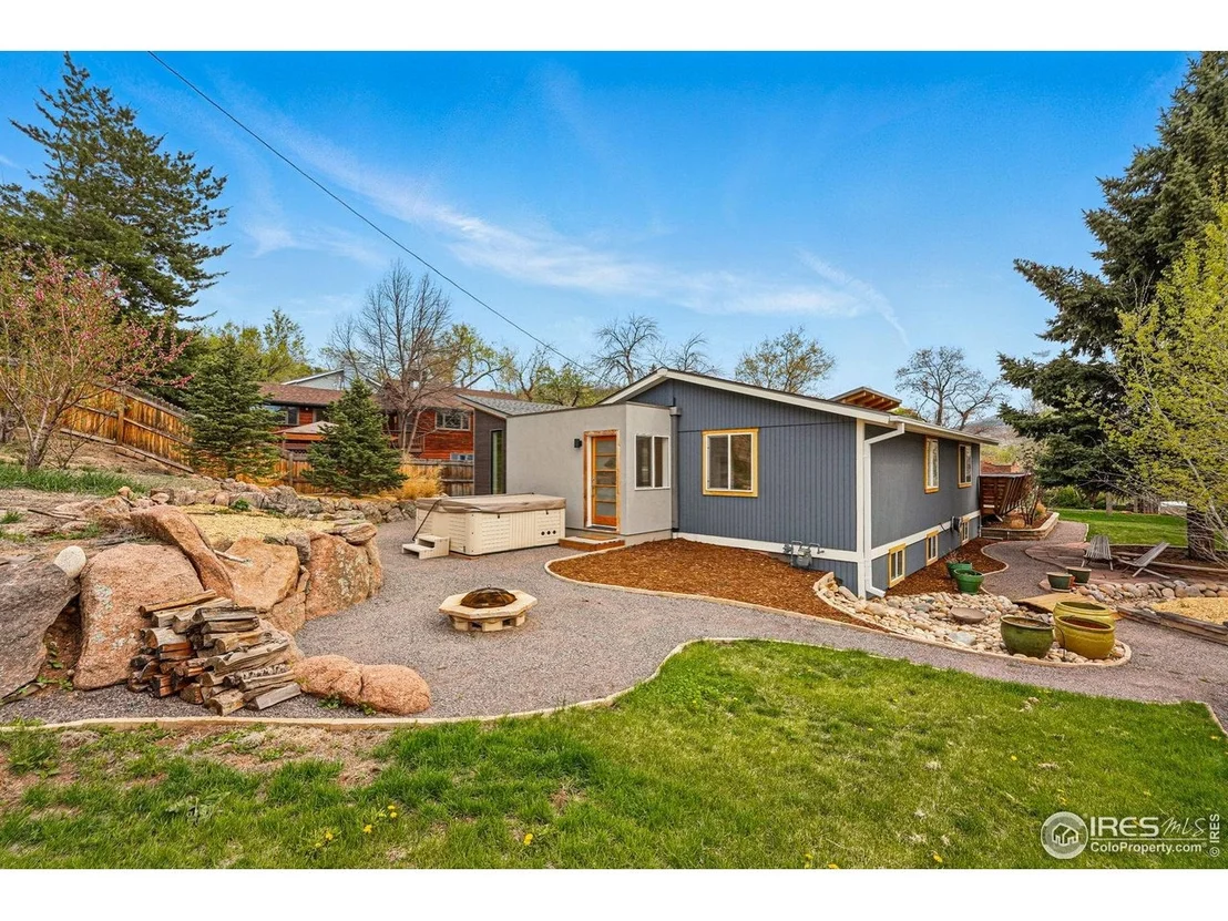 Photo of 222 Stickney Ave