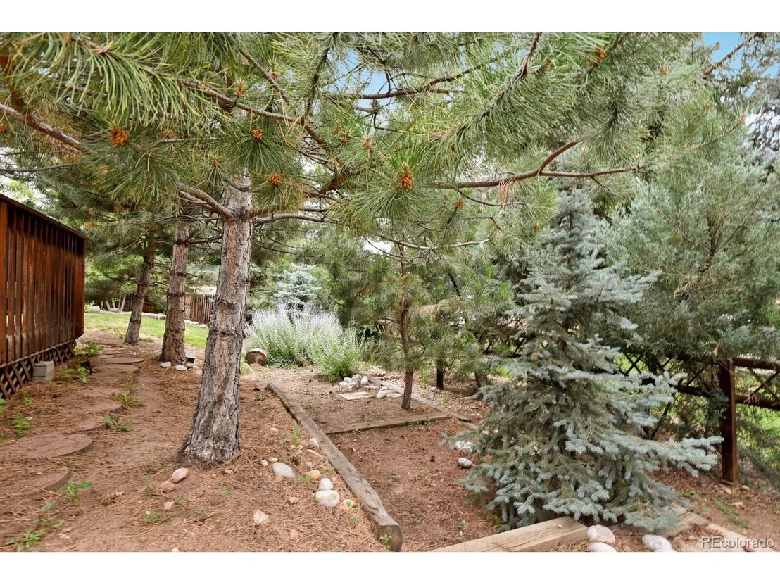 Photo of 10385 W Lambuth Pl