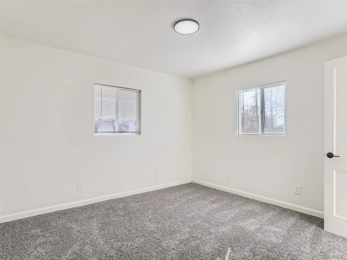 Photo of 1151 Wheeling St