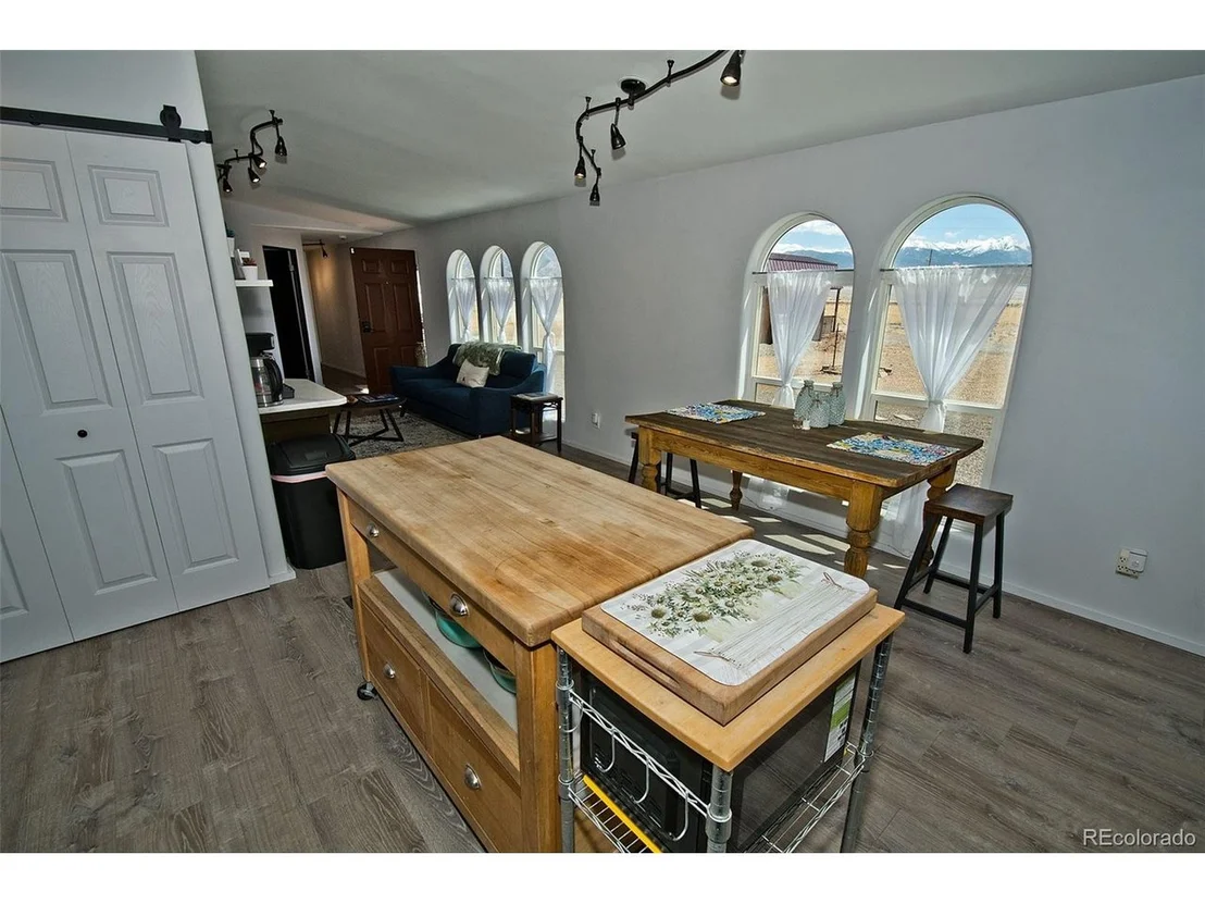 Photo of 27378 Red Cloud Ave