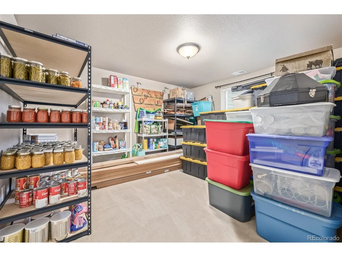 Photo of 215 Dee Rd