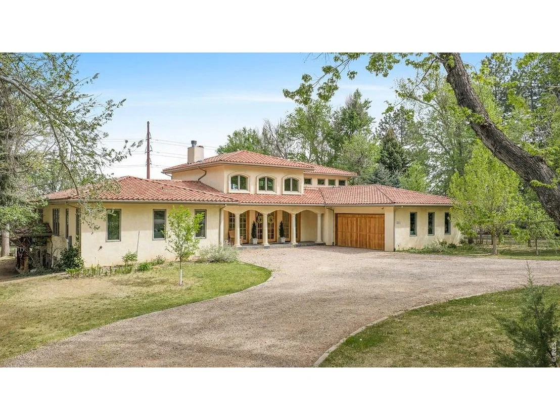 Photo of 7701 Brockway Dr