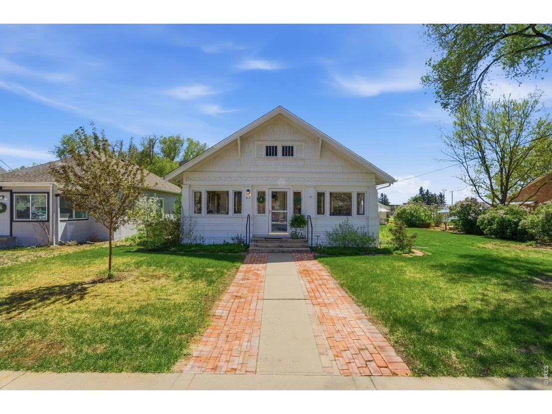 Photo of 212 2nd St