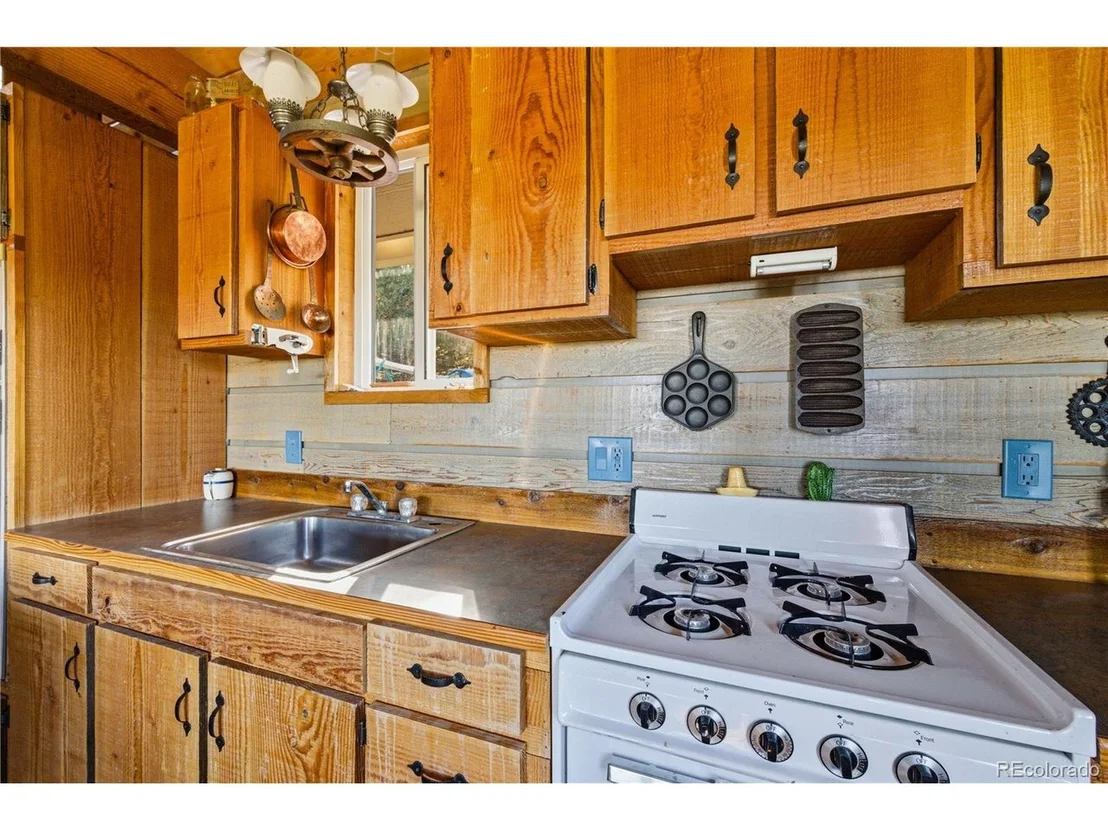 Photo of 2126 E Path
