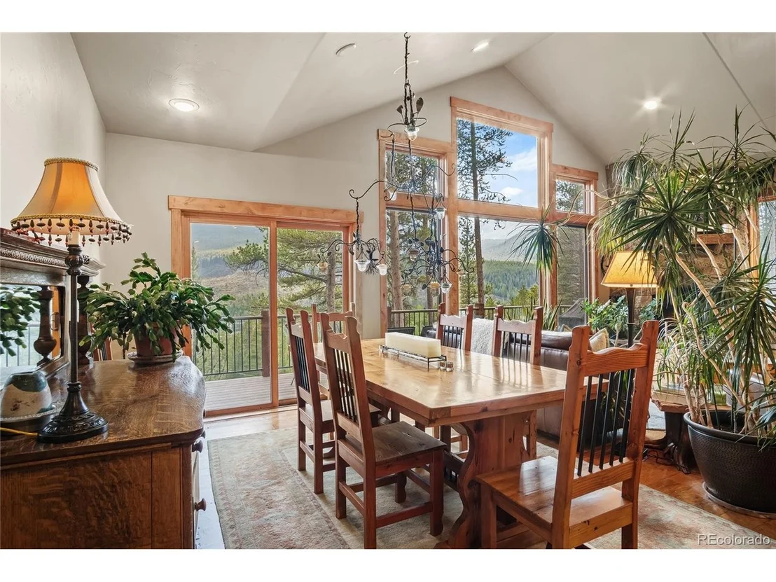 Photo of 314 Coronet Dr