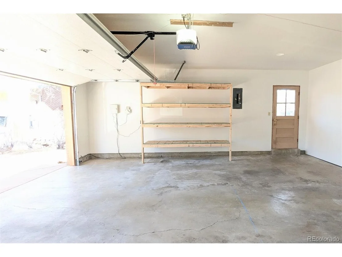 Photo of 14075 Crabapple Rd