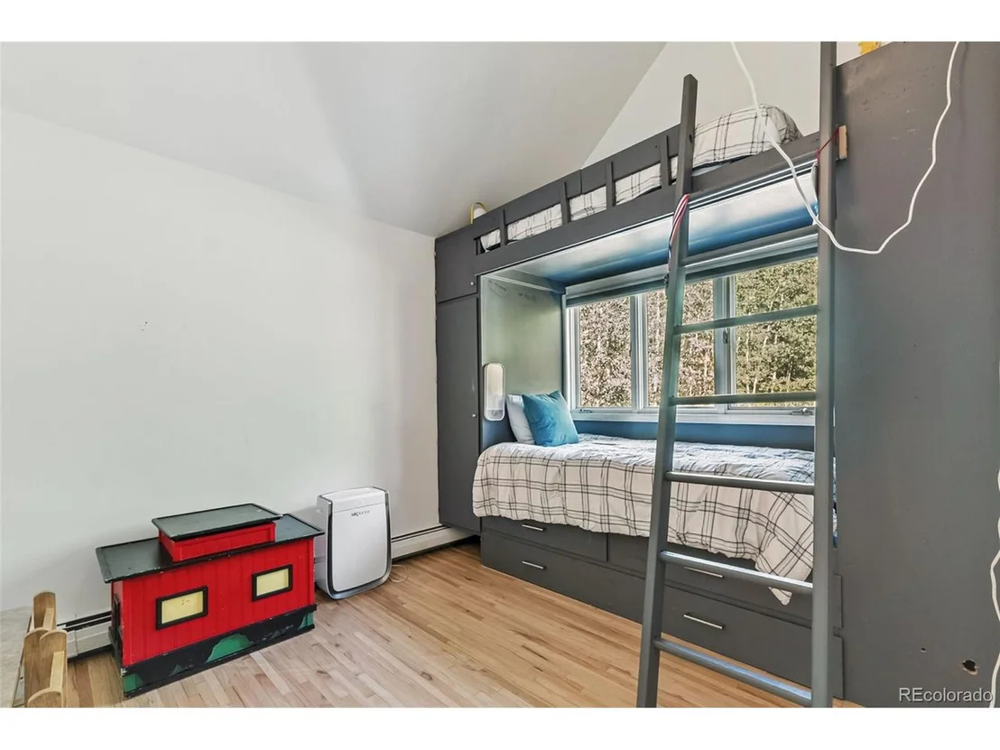 Photo of 218 Deer Path Rd
