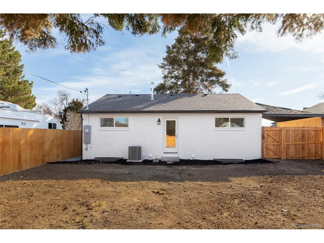 Photo of 3531 Forest St