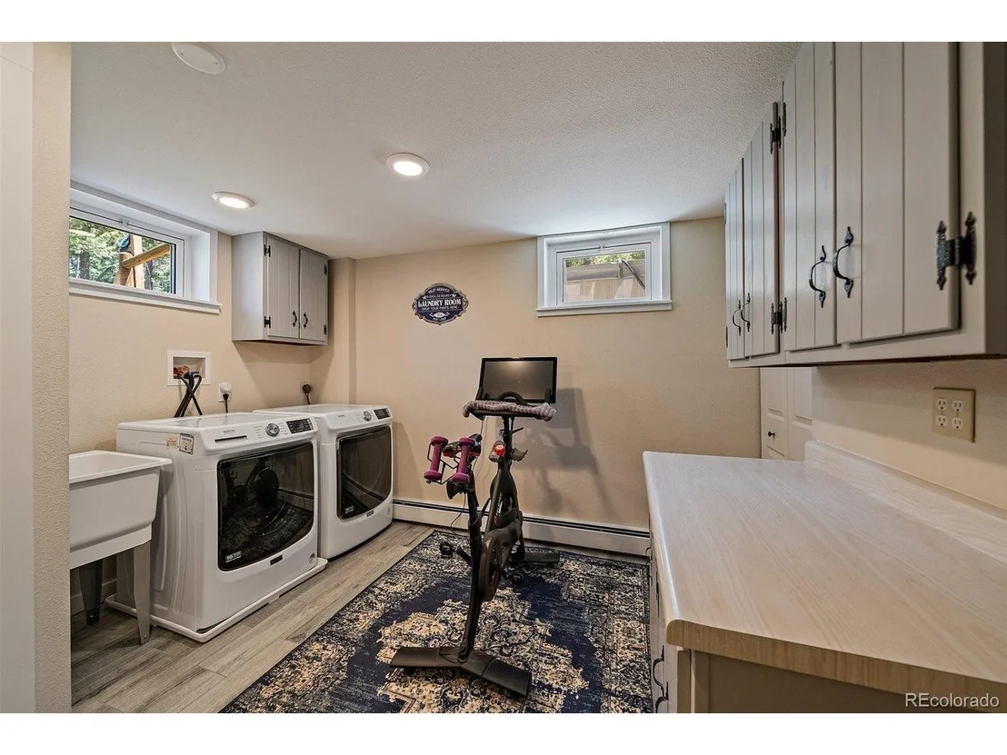 Photo of 7350 Monica Ln