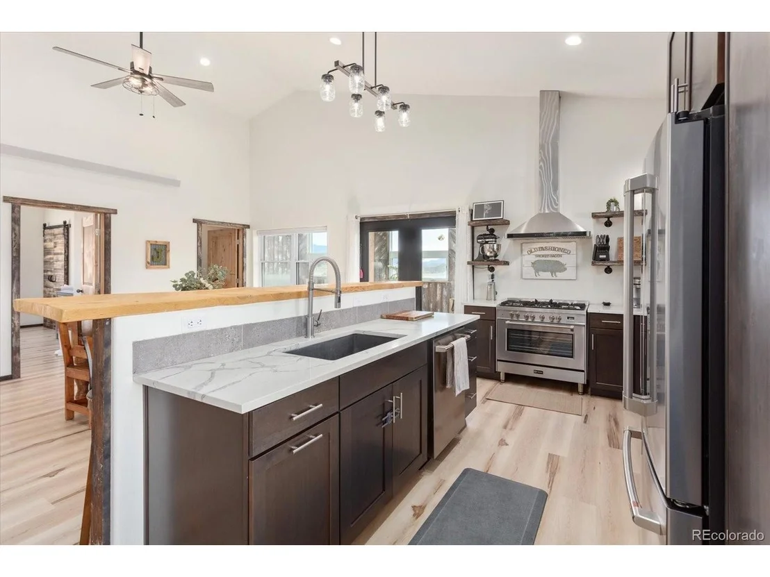 Photo of 10627 Sunnyside Cir