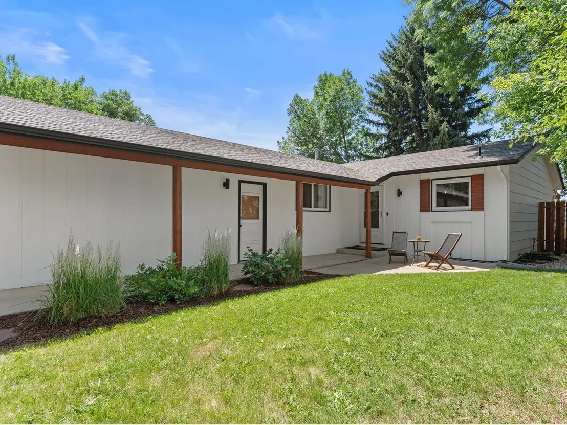 Photo of 817 Parkview Dr