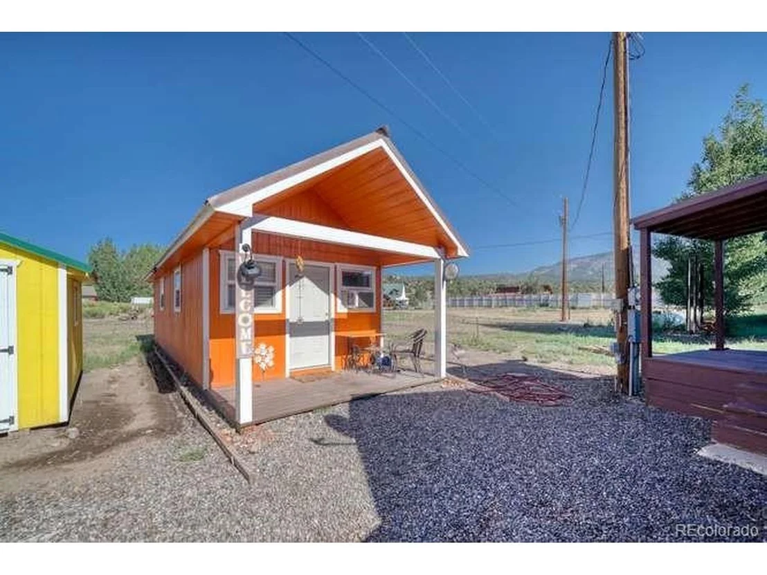 Photo of 115 Arapahoe Rd