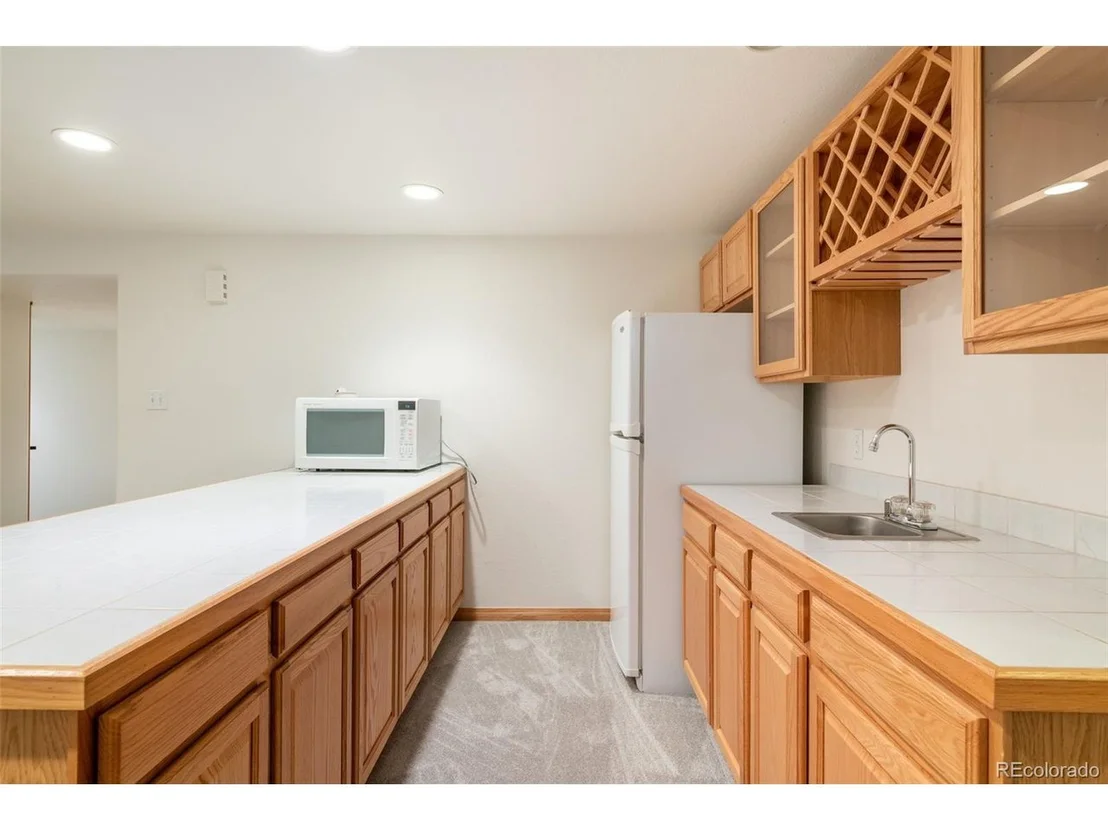 Photo of 2240 Champlain Dr