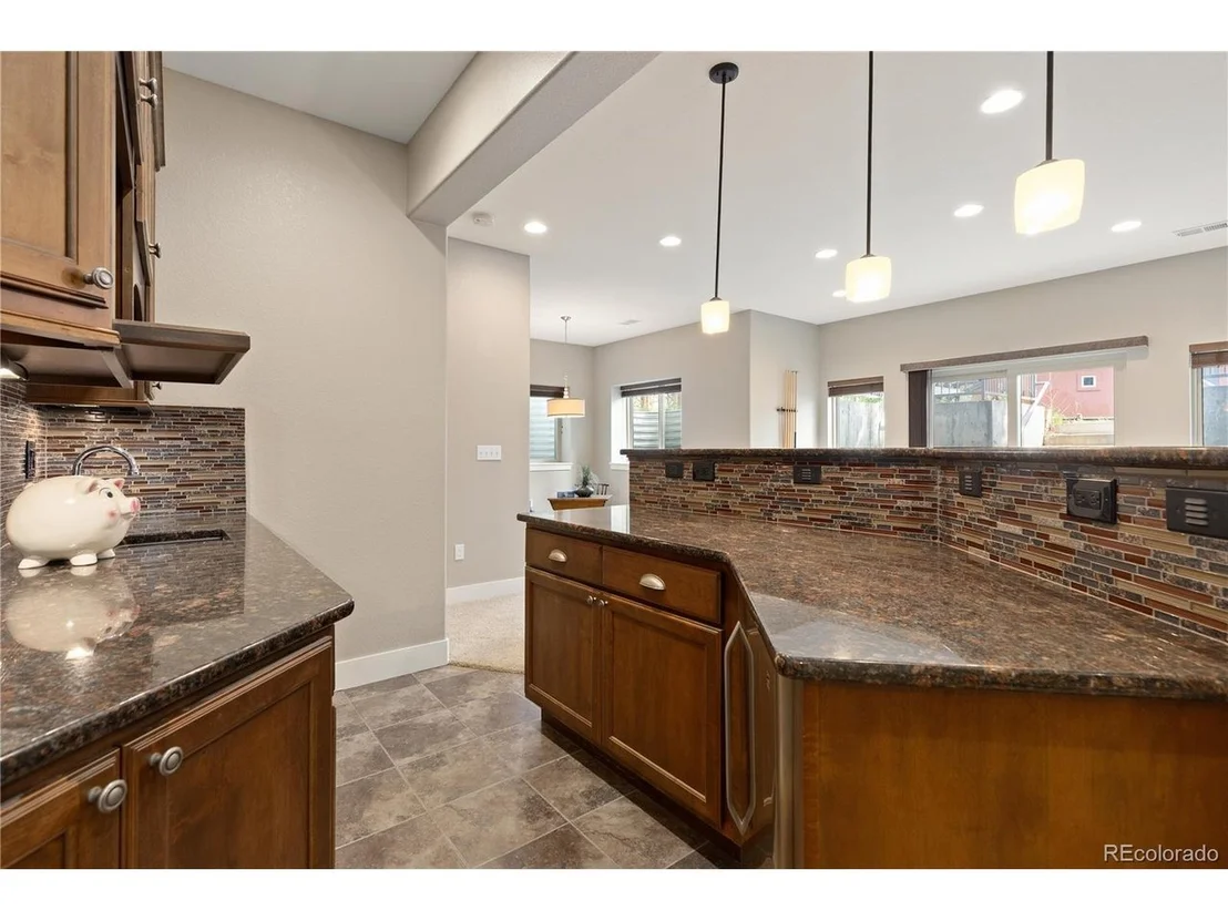 Photo of 1395 Gore Cir