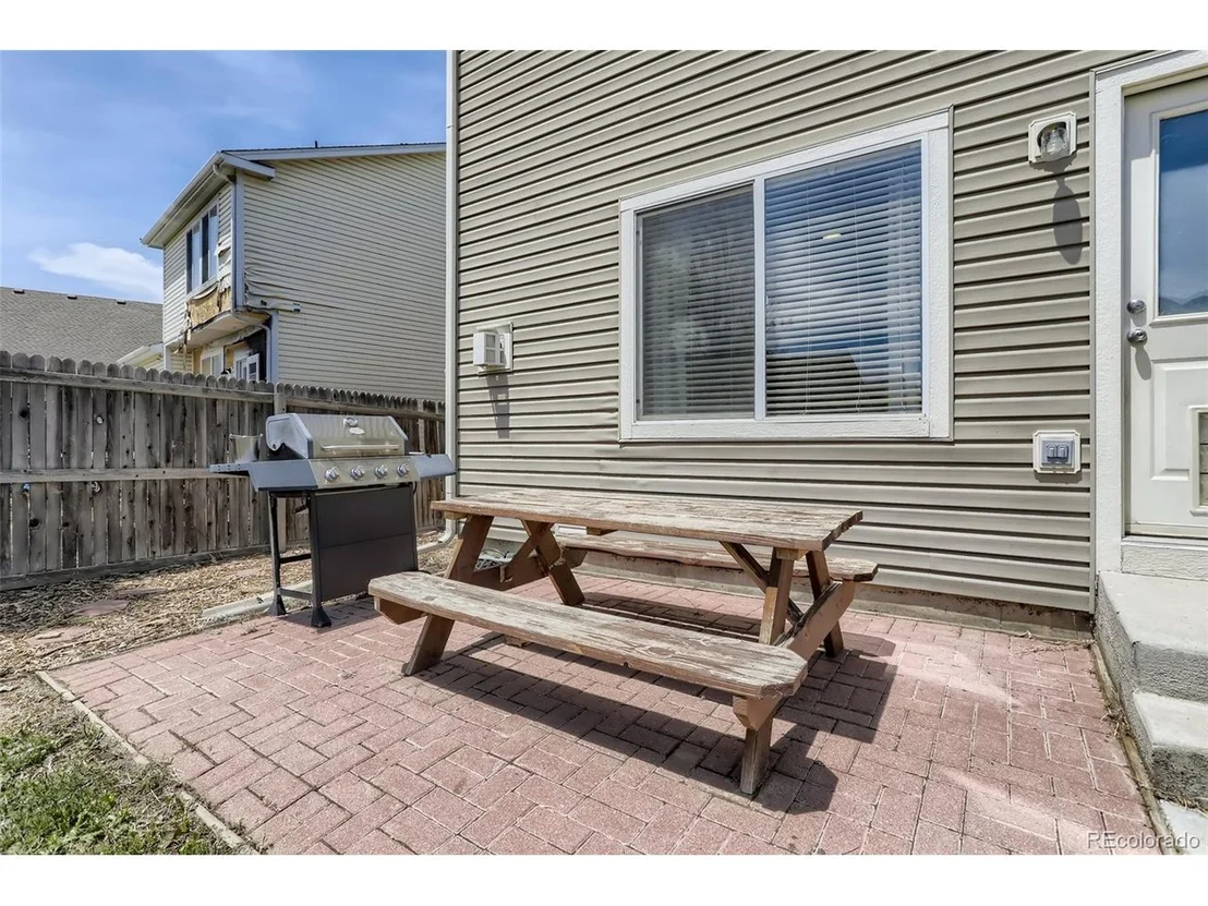 Photo of 4282 Clover Ln