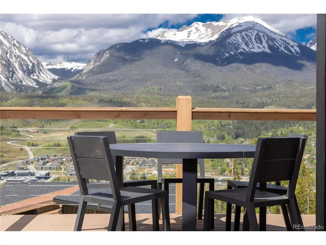 Photo of 27 Fly Caster Ln