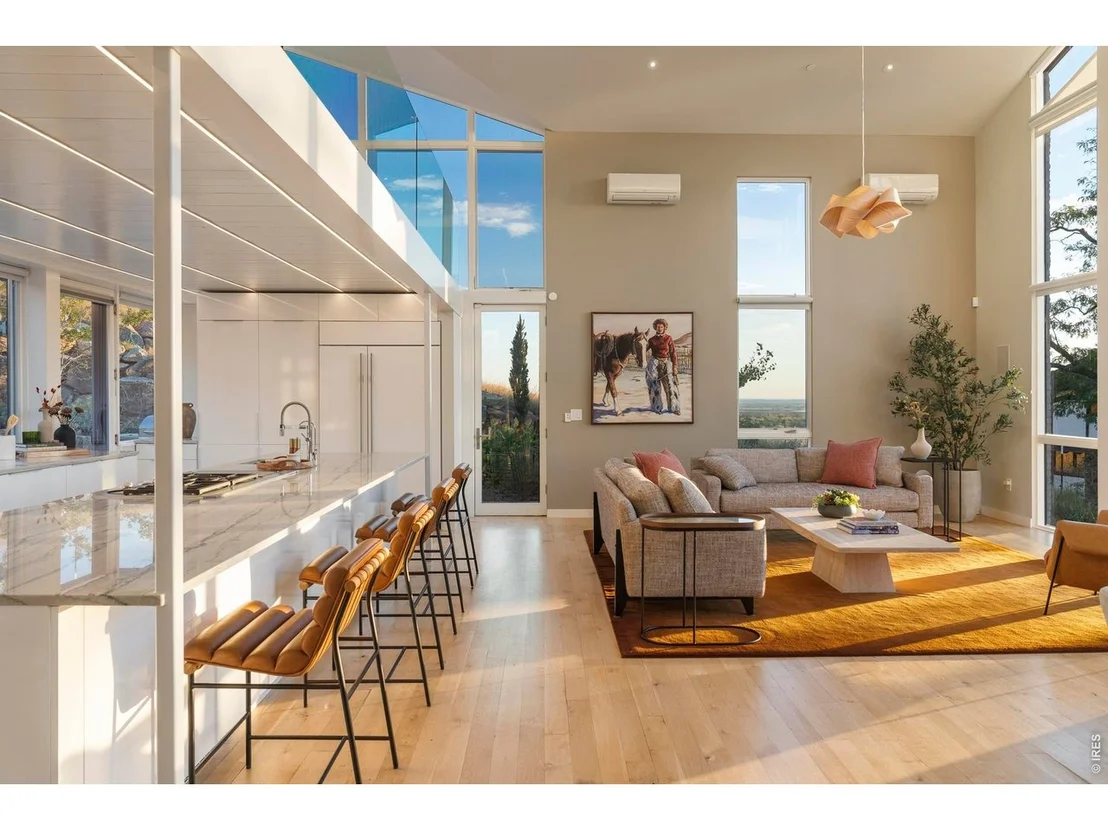 Photo of 250 Cactus Ct