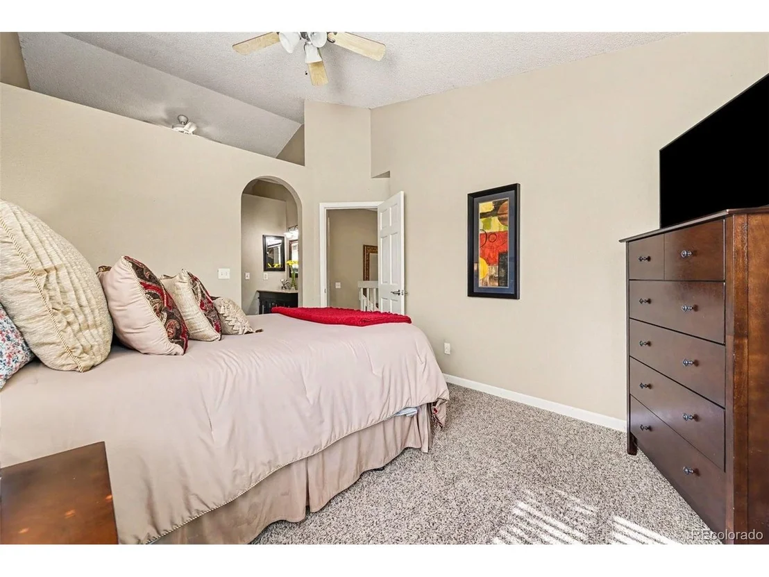 Photo of Unit G at 8452 Robb Cir