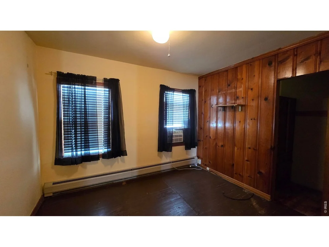 Photo of 411 Clark St