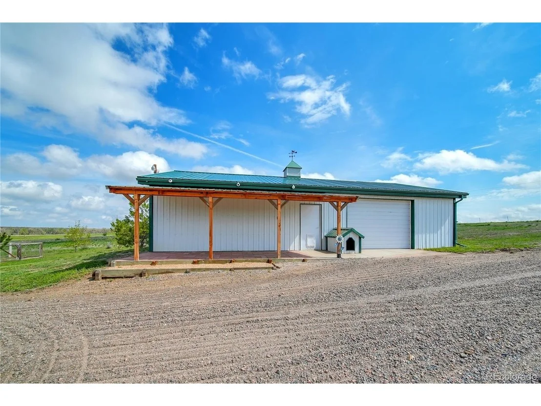 Photo of 445 S County Road 137