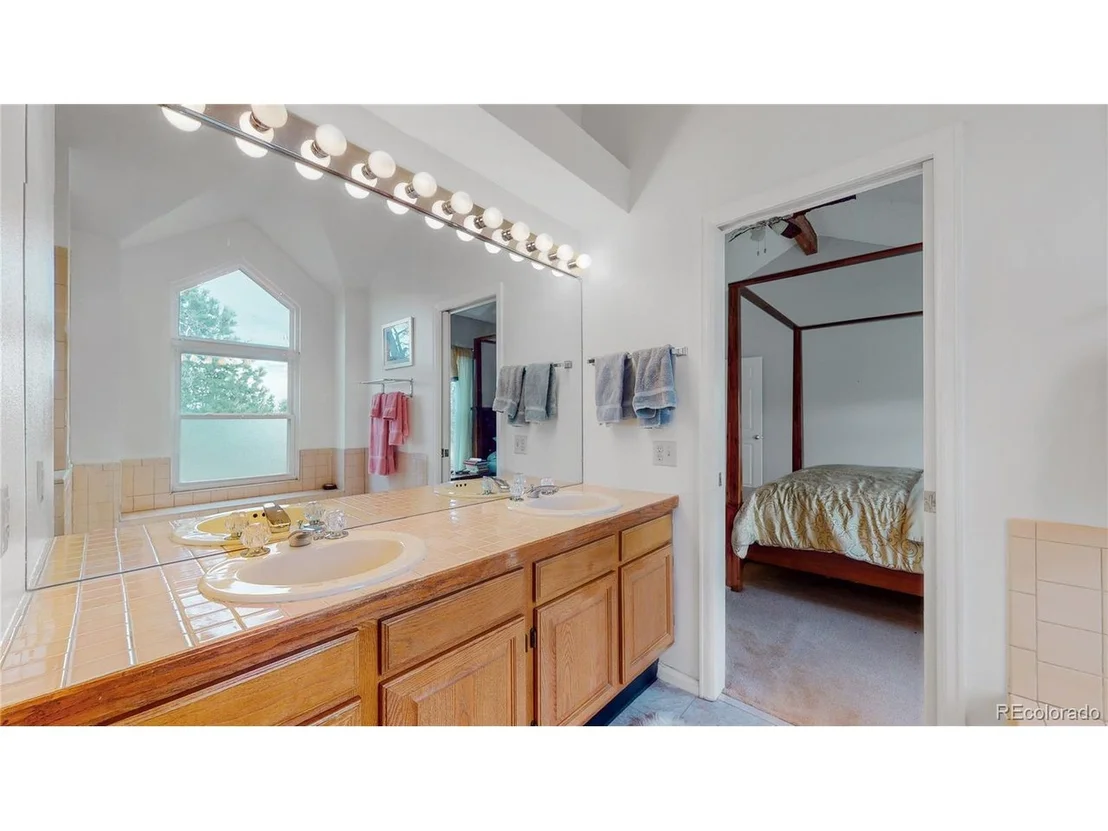 Photo of 10067 Hooker Way