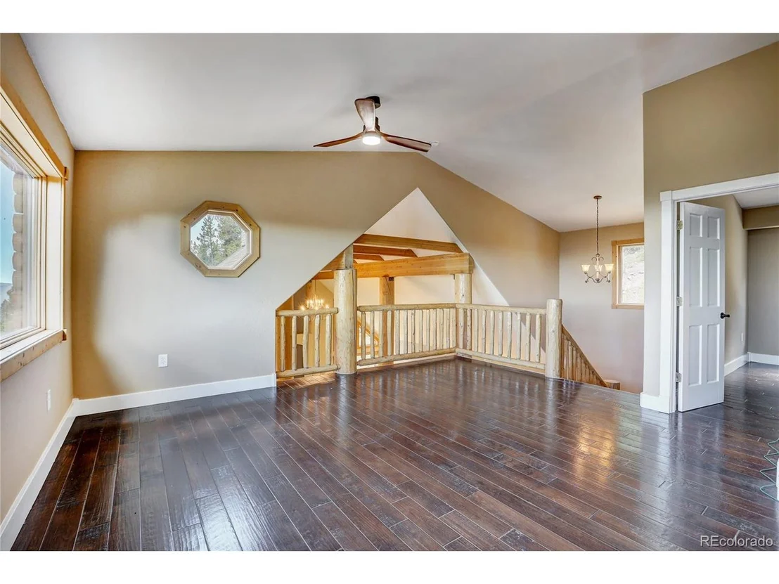 Photo of 449 Squaw Mountain Trl
