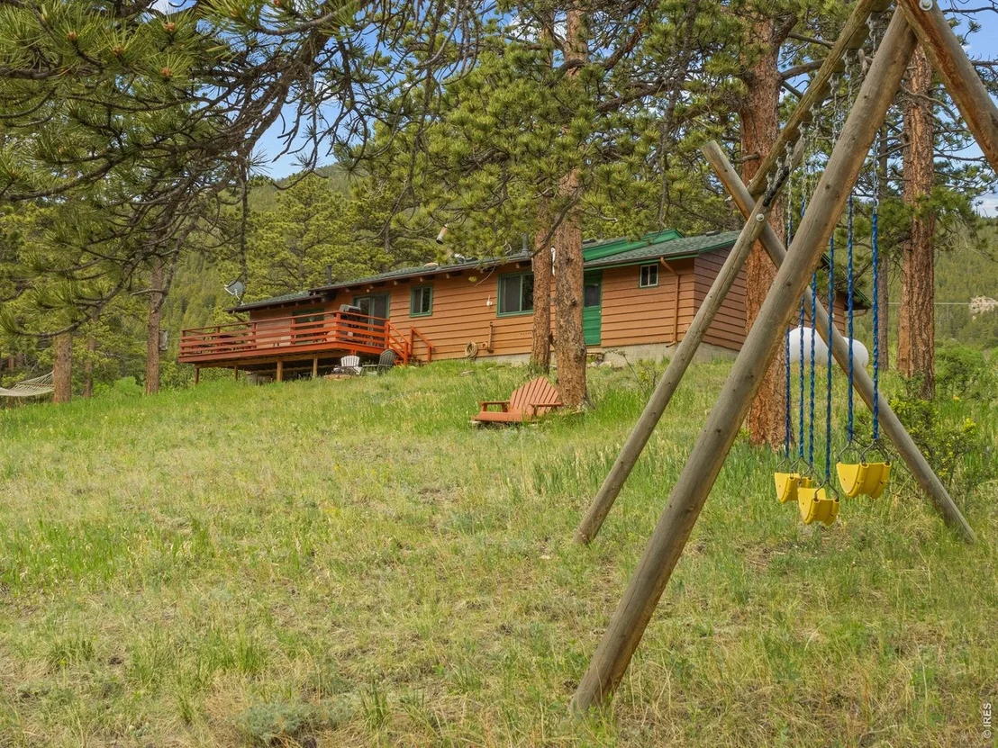 Photo of 839 Ski Rd