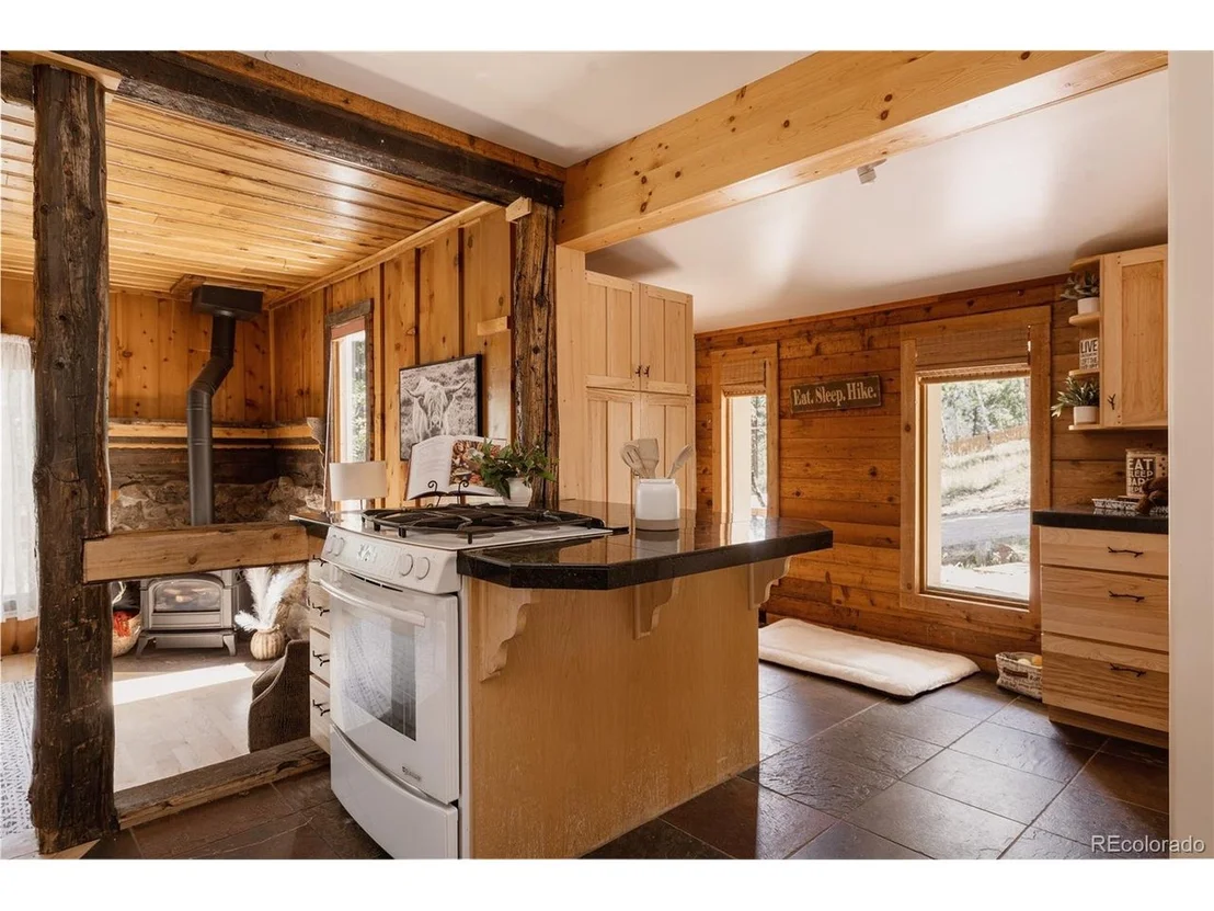 Photo of 190 Circle Dr