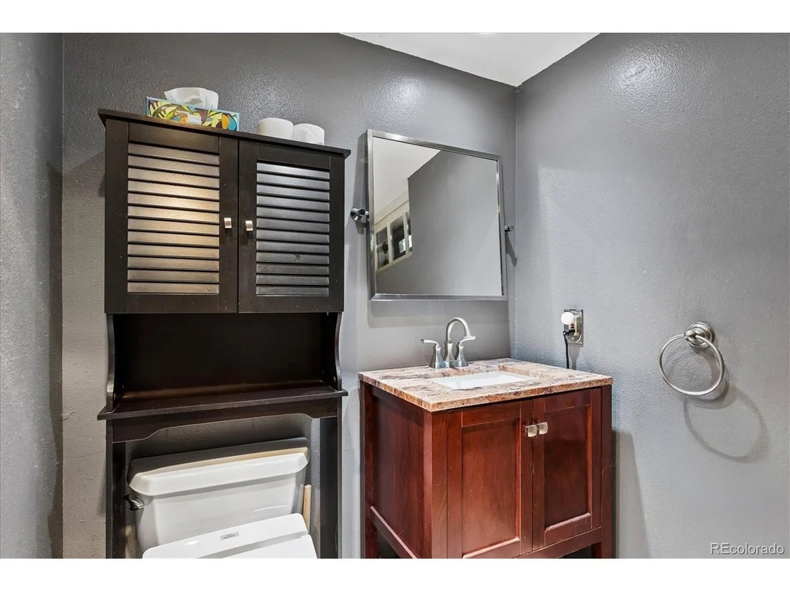 Photo of 1400 Elm St