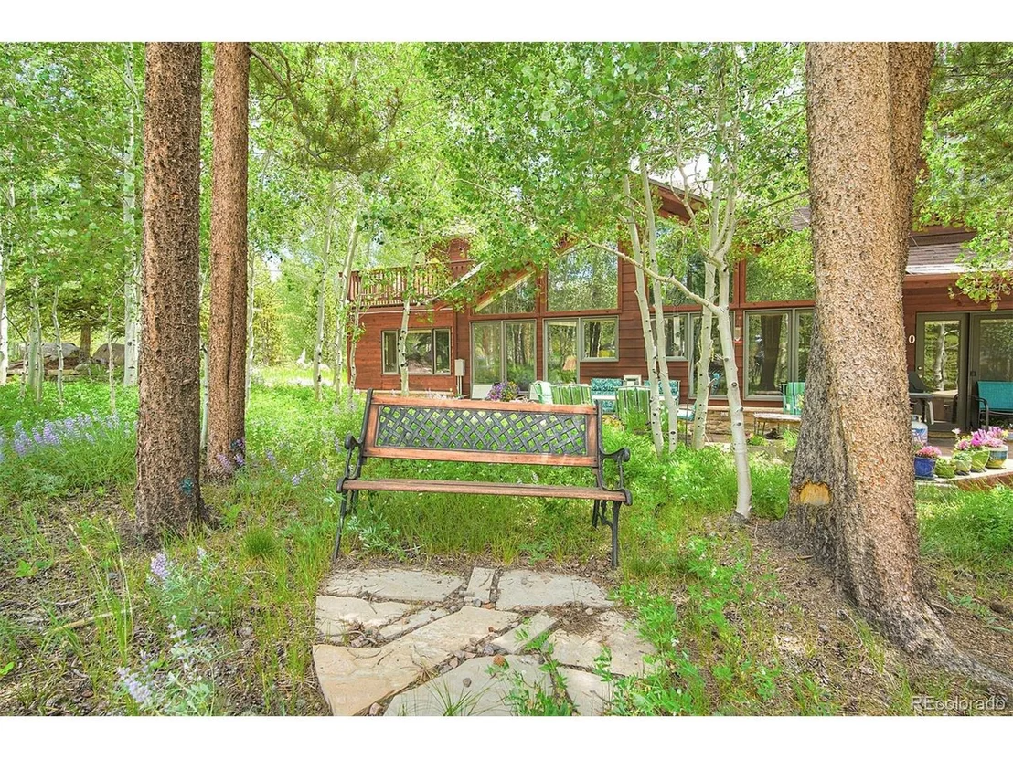 Photo of 1690 Falcon Cir