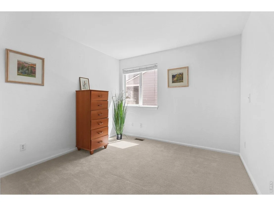 Photo of 657 Nelson Park Dr