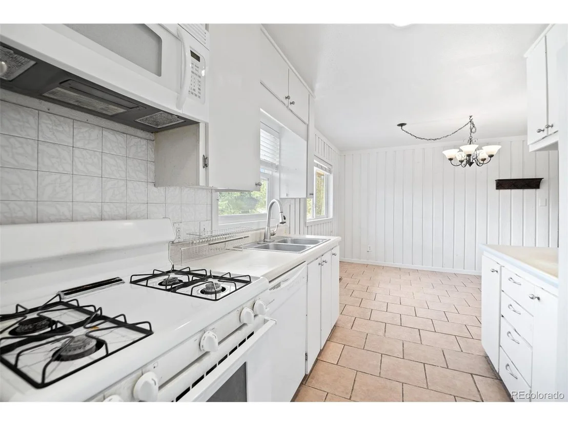 Photo of 470 Homestead Rd