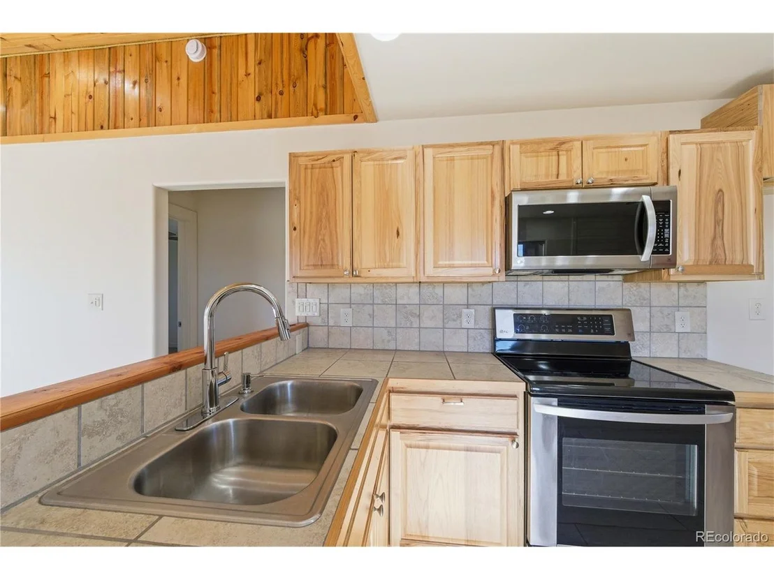 Photo of 1863 16th Trl