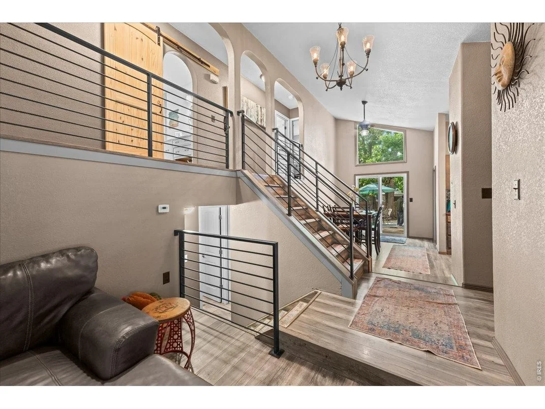 Photo of 1100 Atlas Cir S