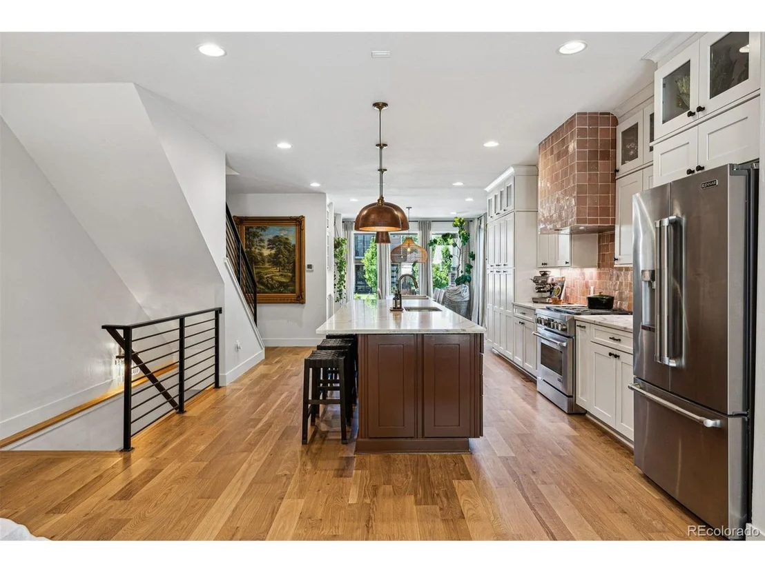 Photo of 2400 Lowell Blvd