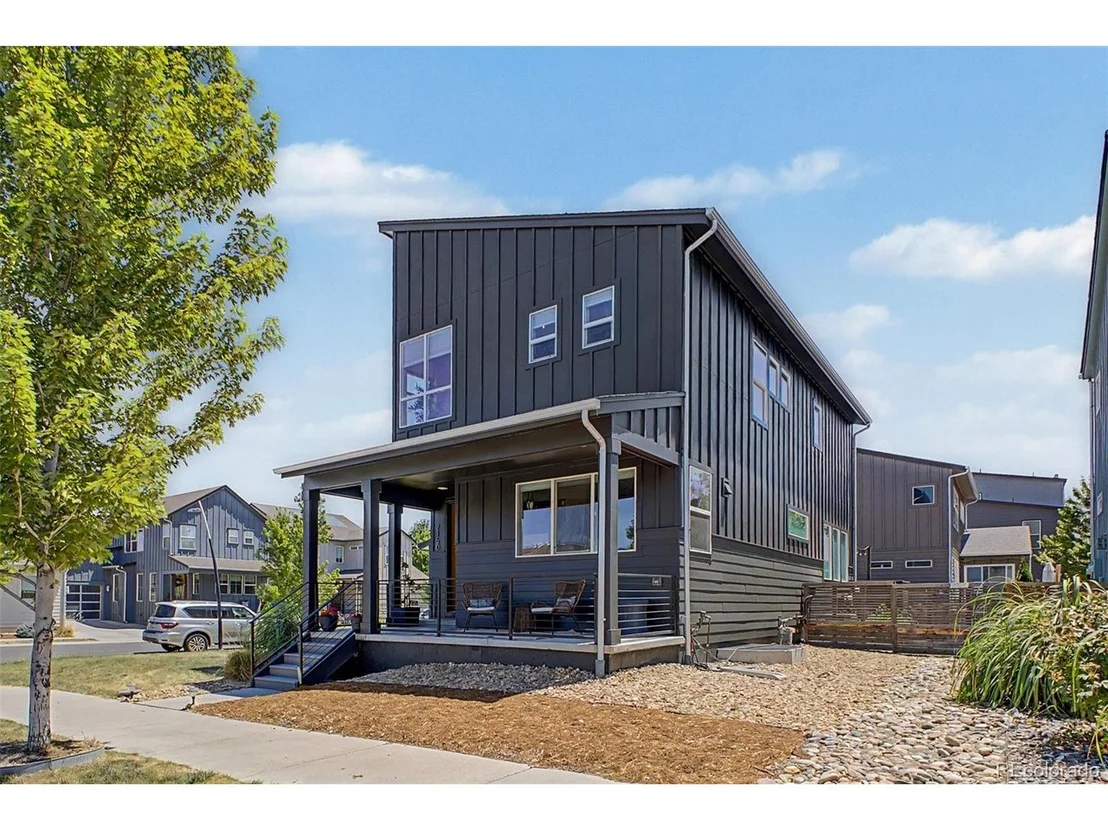 Photo of 2150 W 67th Dr