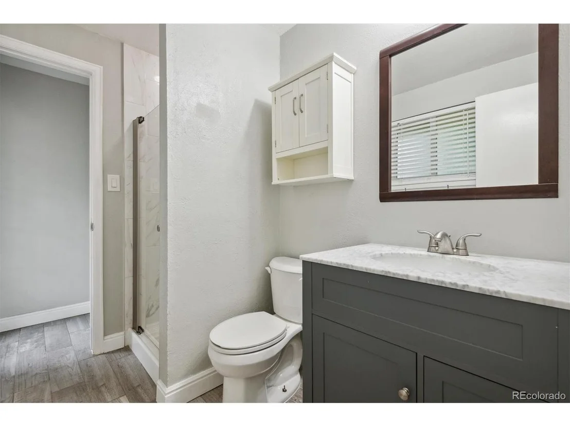 Photo of 1065 Hemlock Way