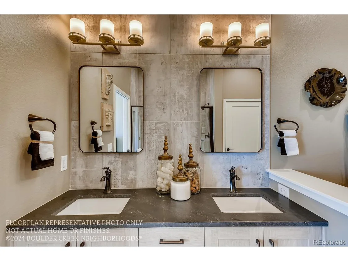 Photo of 833 W 129th Pl