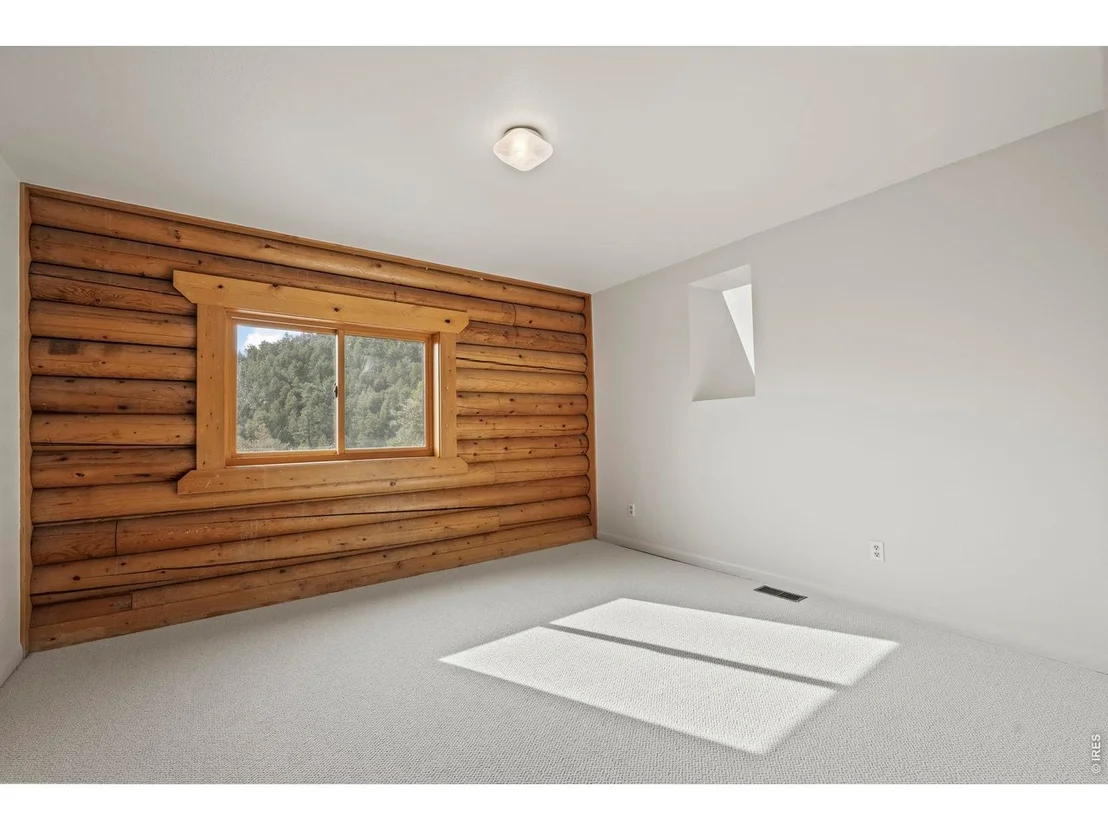Photo of 172 Tall Pine Ln