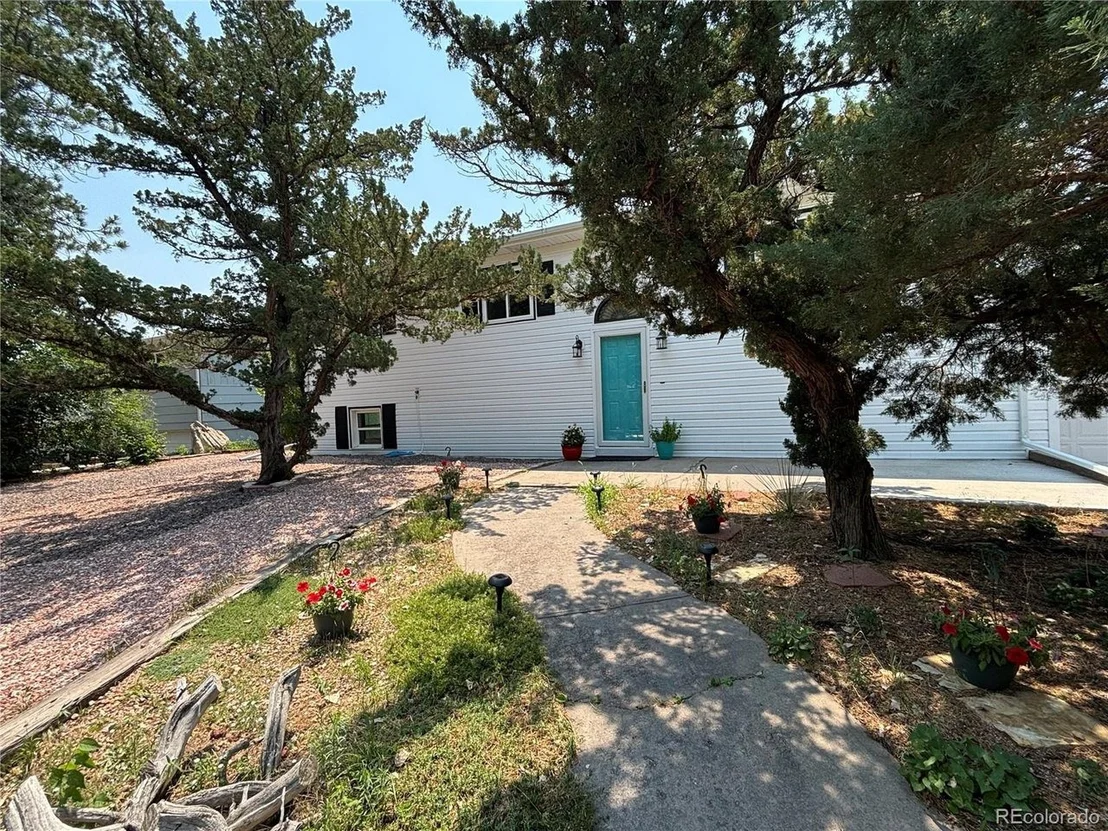 Photo of 2612 Ann Ave