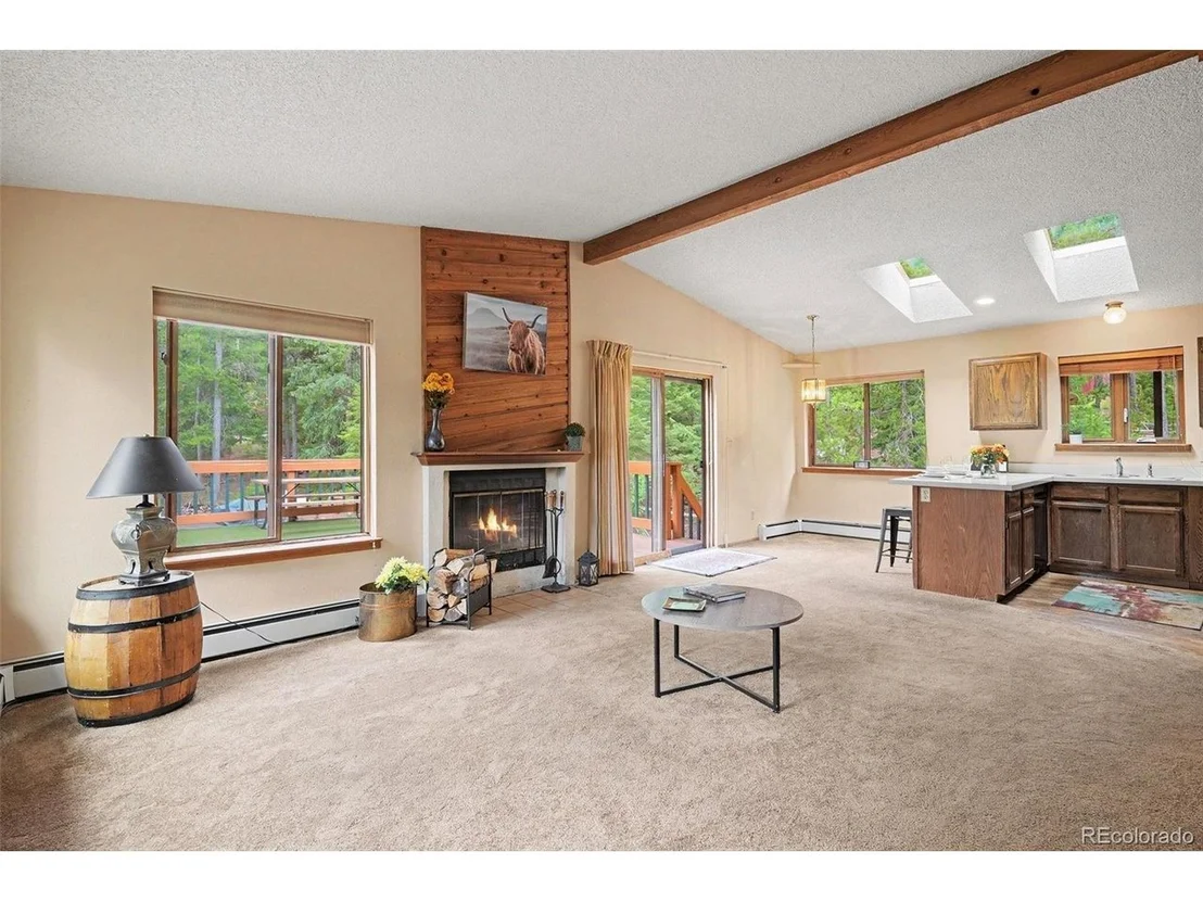 Photo of 10605 Crystal Dr