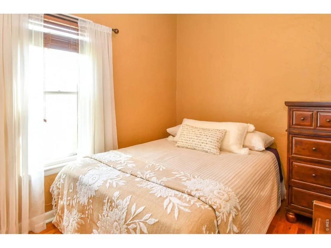 Photo of 230 Elm St